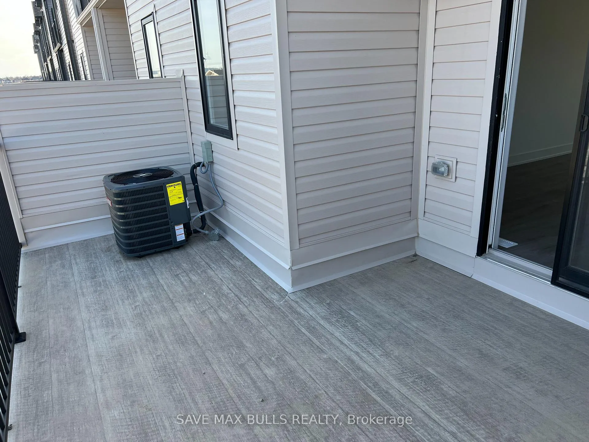Photo 14 of 32 Balladry Boulevard, Stratford — HOMEH