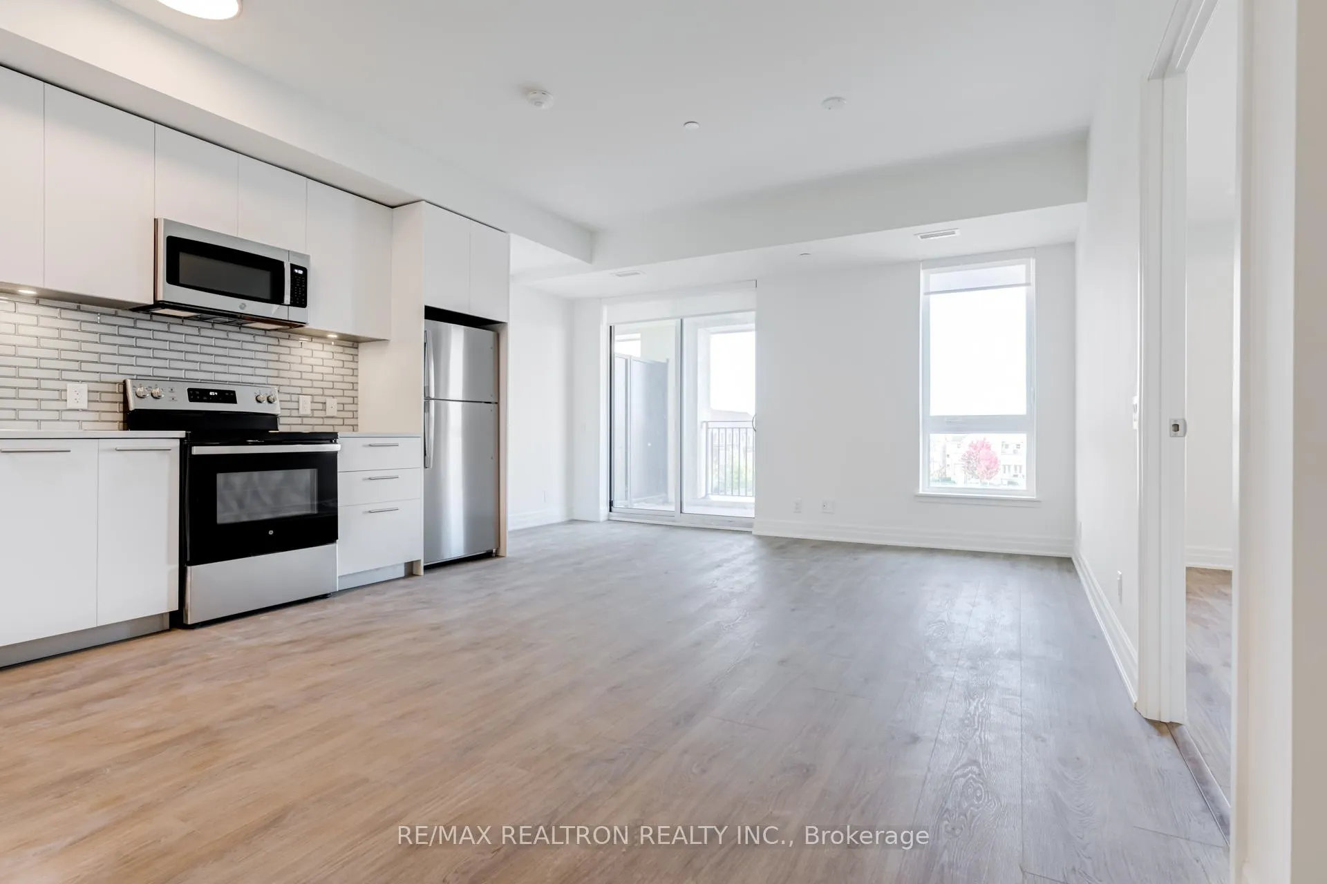 Photo 7 of Unit 339, 101 Cathedral High Street, Markham, Cathedraltown — HOMEH