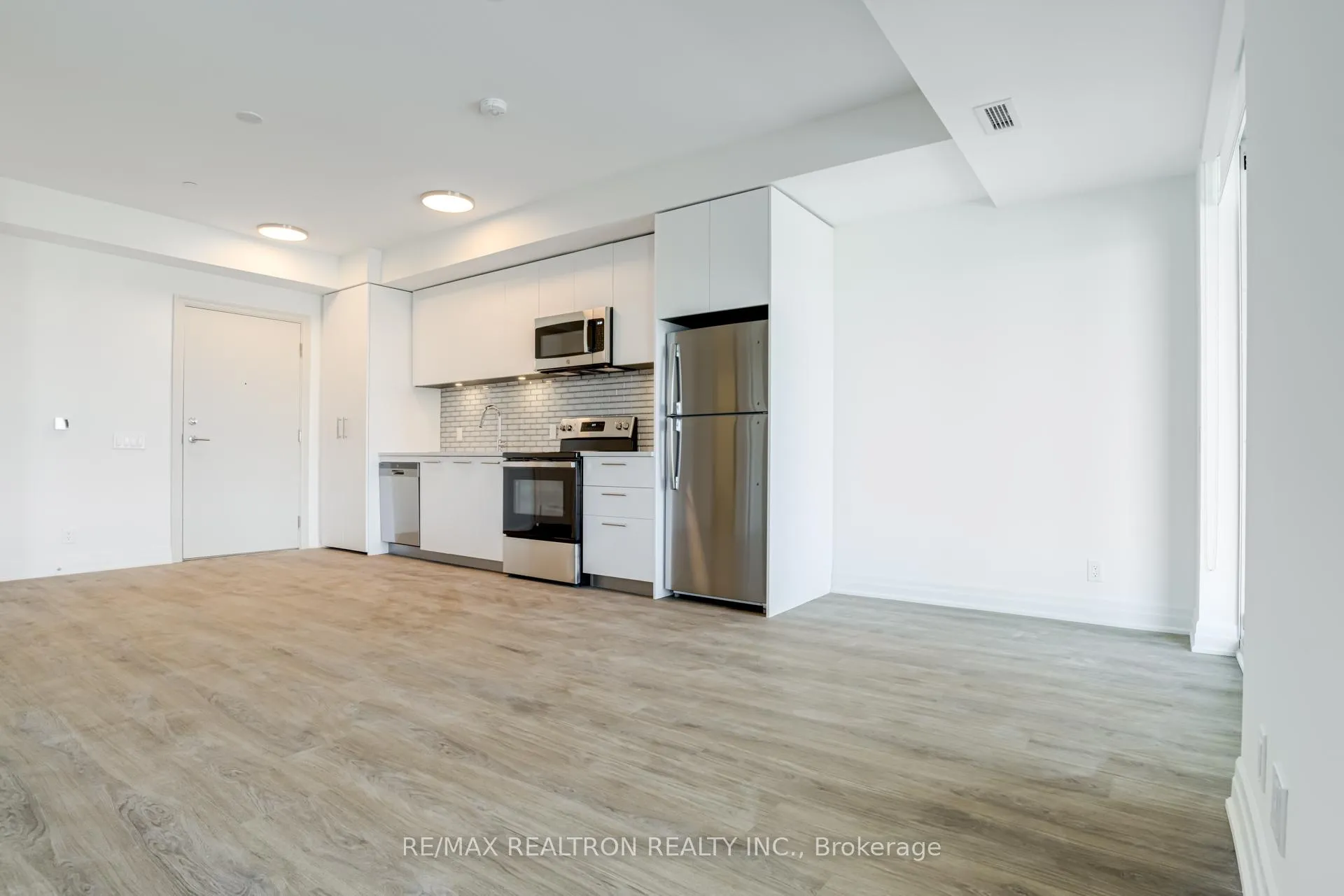 Photo 9 of Unit 339, 101 Cathedral High Street, Markham, Cathedraltown — HOMEH