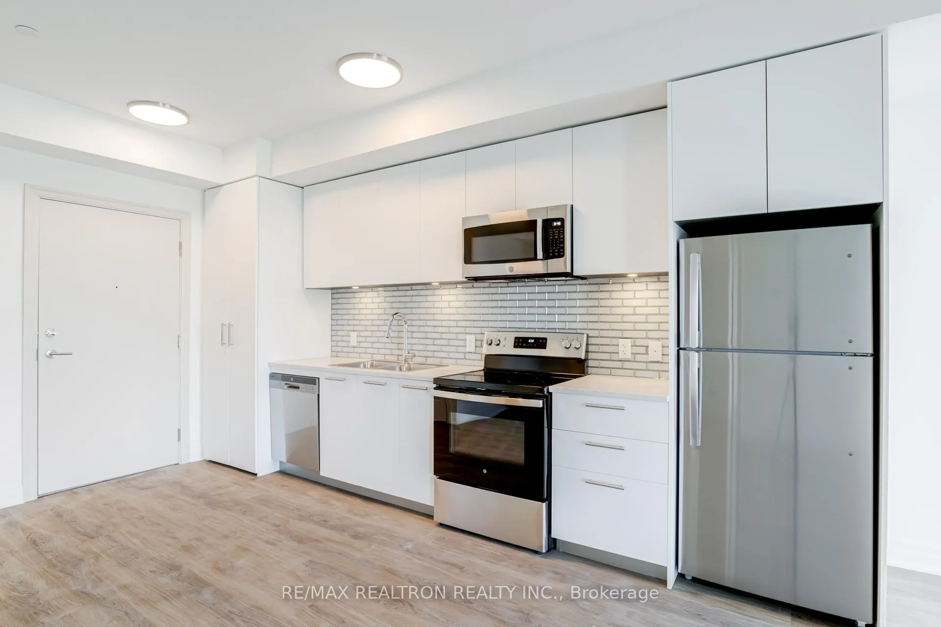 Photo 13 of Unit 339, 101 Cathedral High Street, Markham, Cathedraltown — HOMEH
