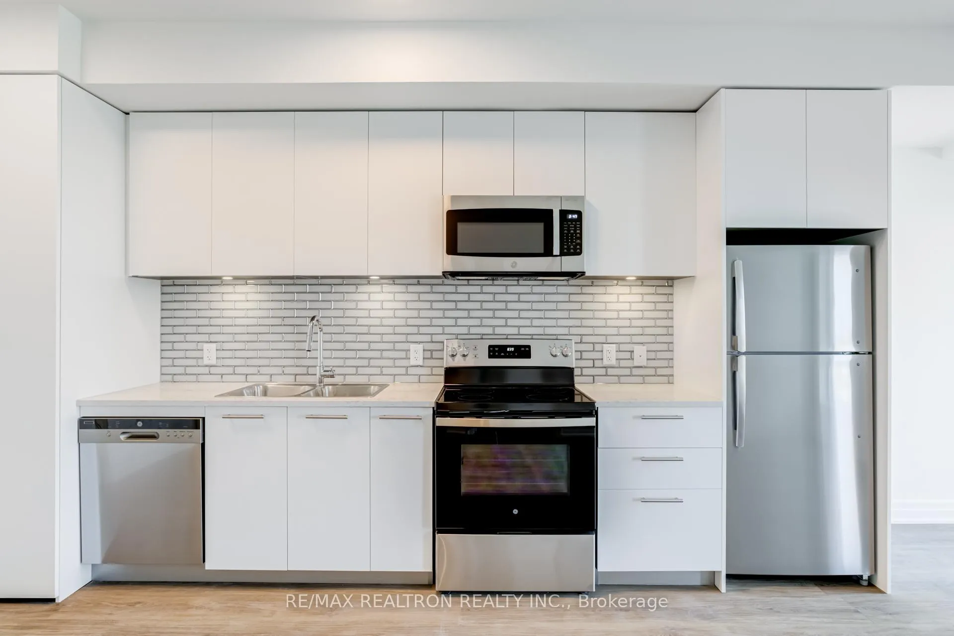 Photo 15 of Unit 339, 101 Cathedral High Street, Markham, Cathedraltown — HOMEH