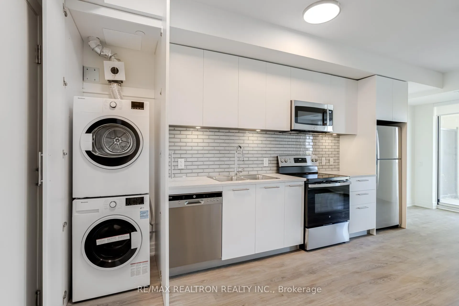 Photo 25 of Unit 339, 101 Cathedral High Street, Markham, Cathedraltown — HOMEH