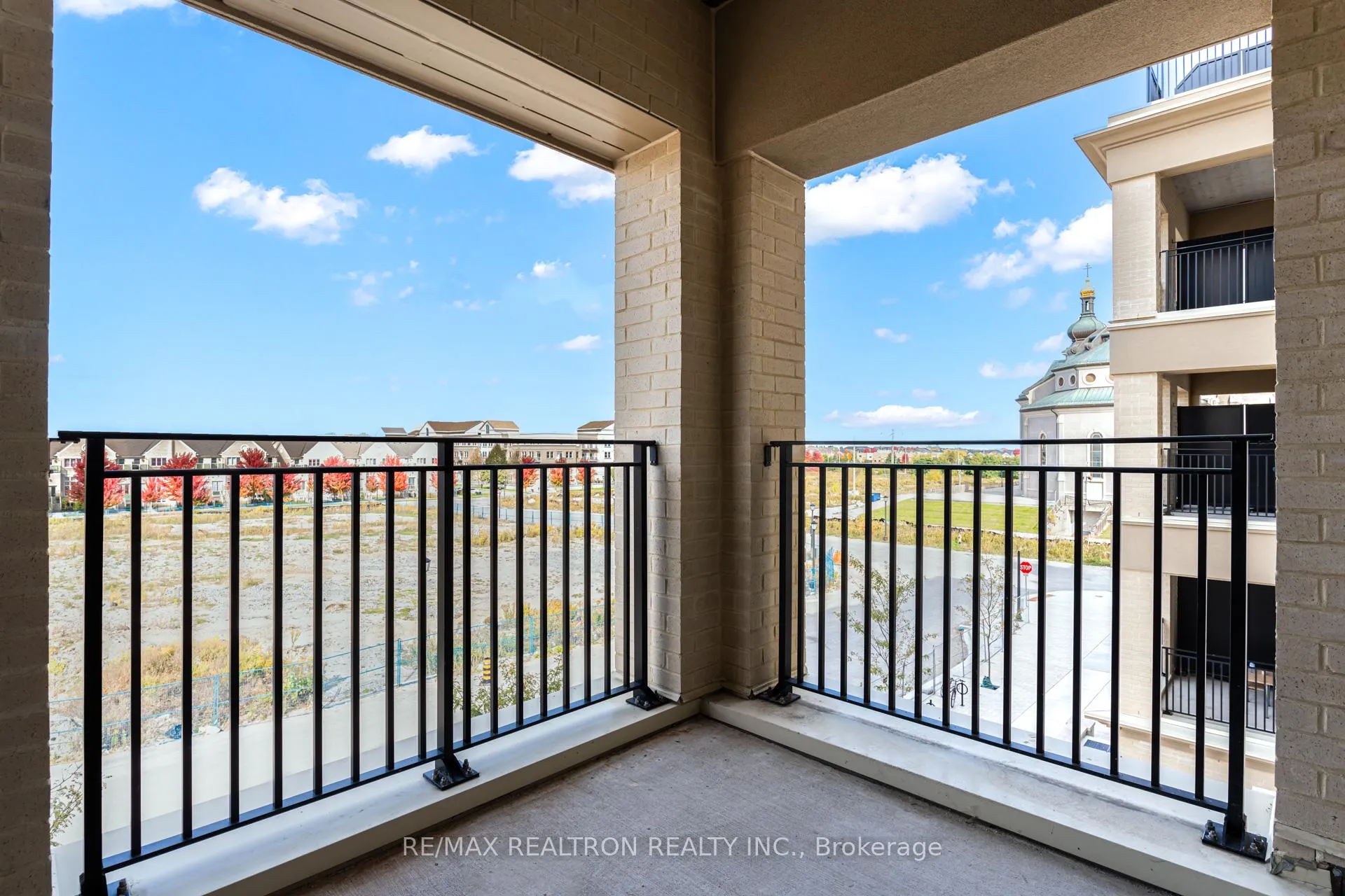 Photo 27 of Unit 339, 101 Cathedral High Street, Markham, Cathedraltown — HOMEH