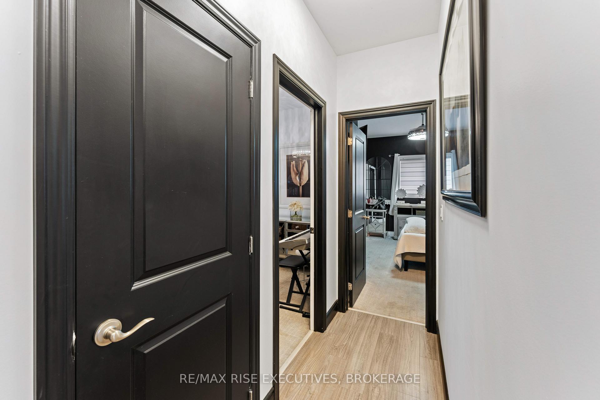 Photo 12 of 28 Walnut Crescent, Belleville, Thurlow Ward — HOMEH