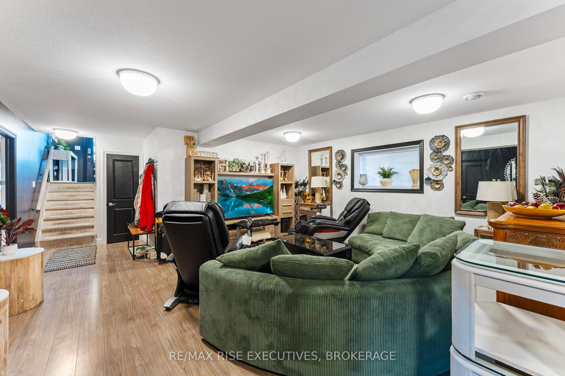 Photo 31 of 28 Walnut Crescent, Belleville, Thurlow Ward — HOMEH