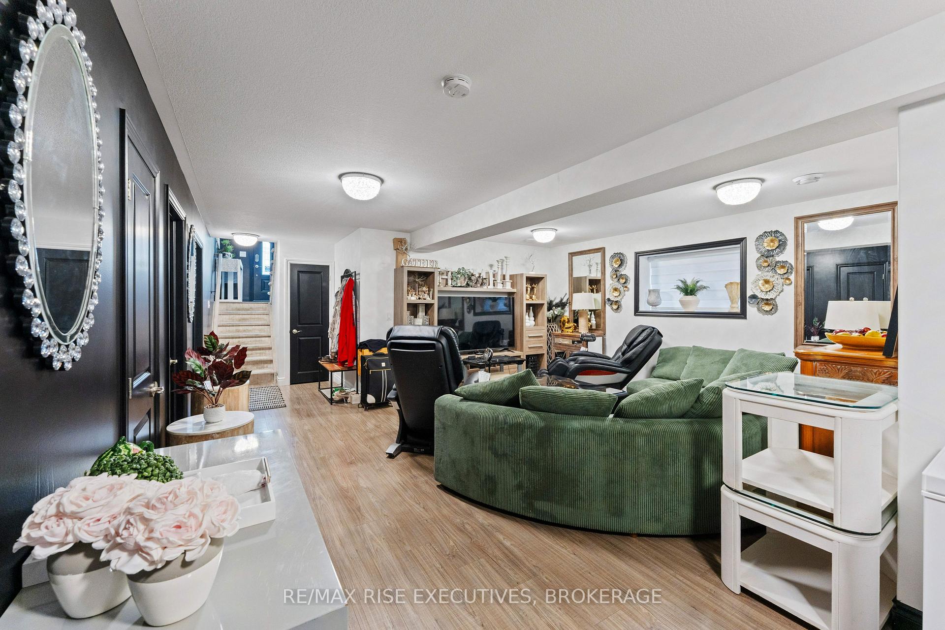 Photo 41 of 28 Walnut Crescent, Belleville, Thurlow Ward — HOMEH