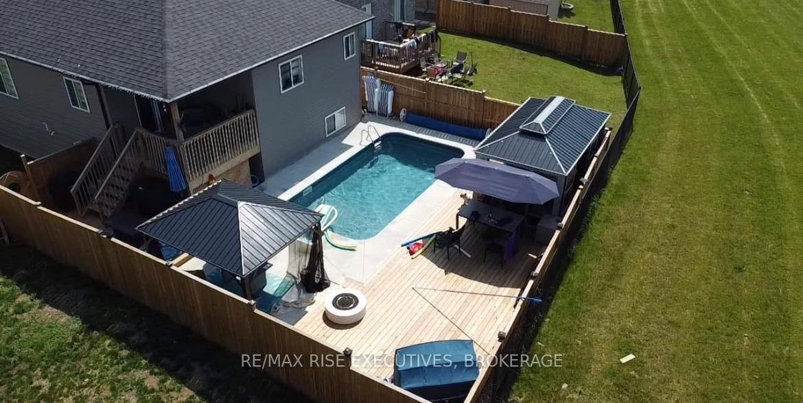 Photo 46 of 28 Walnut Crescent, Belleville, Thurlow Ward — HOMEH