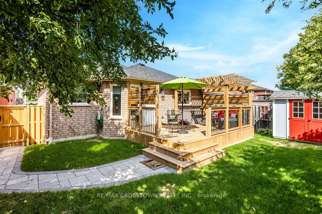 Photo 42 of 57 Forest Dale Drive, Barrie, Little Lake — HOMEH