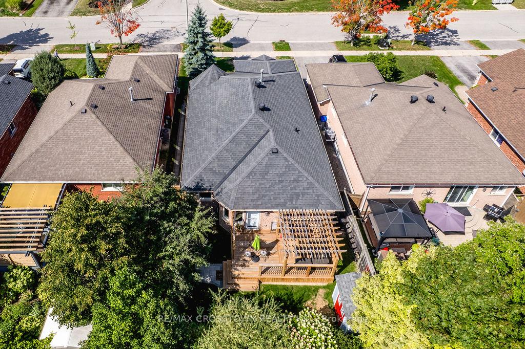Photo 44 of 57 Forest Dale Drive, Barrie, Little Lake — HOMEH