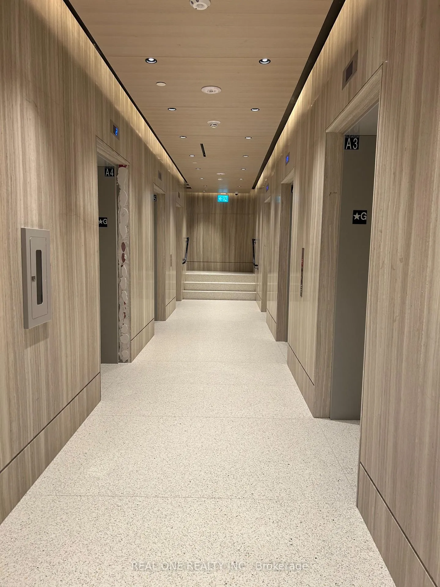Photo 3 of Unit 3105, 225 Commerce Street, Vaughan, Vaughan Corporate Centre — HOMEH