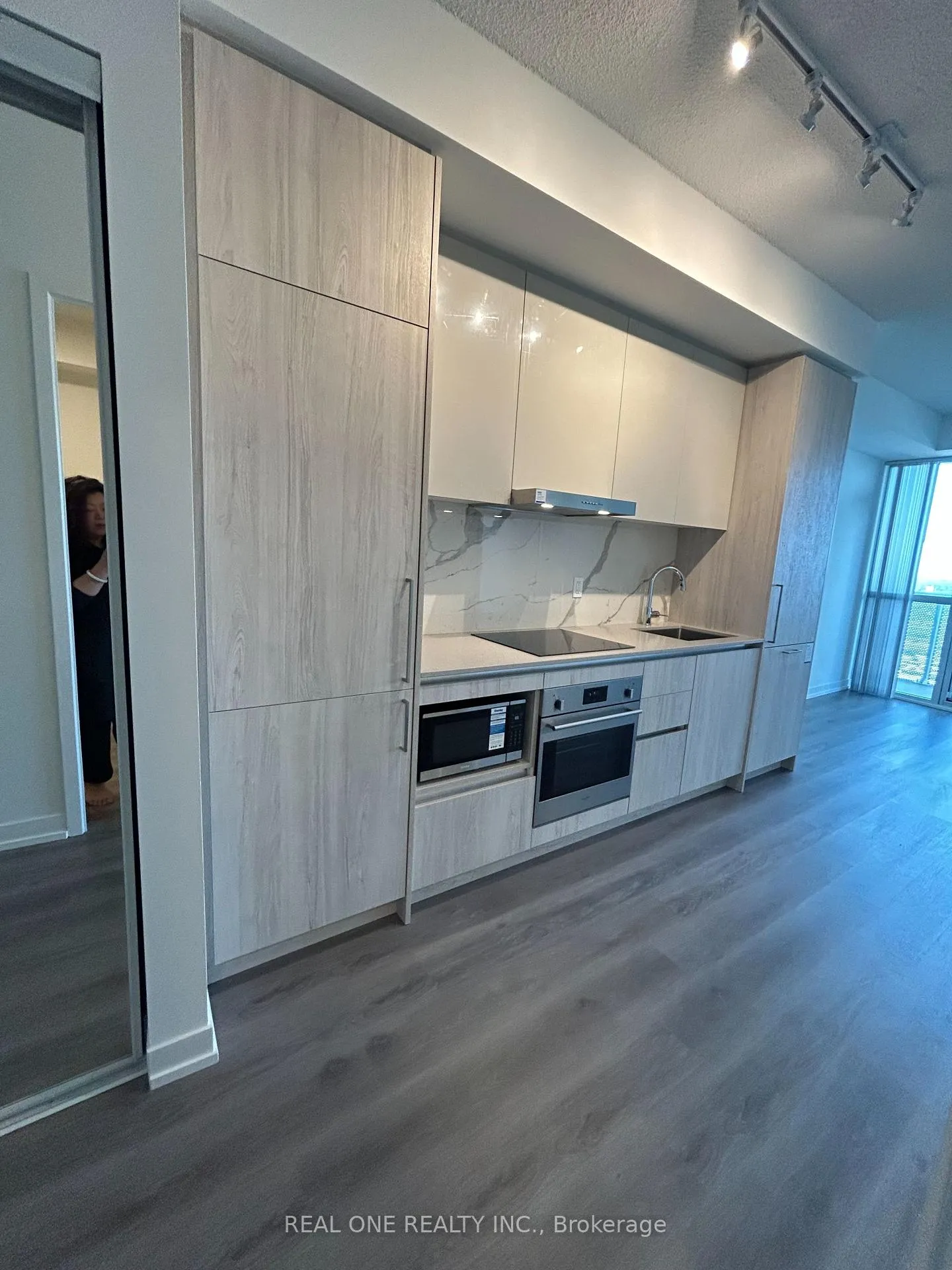 Photo 9 of Unit 3105, 225 Commerce Street, Vaughan, Vaughan Corporate Centre — HOMEH