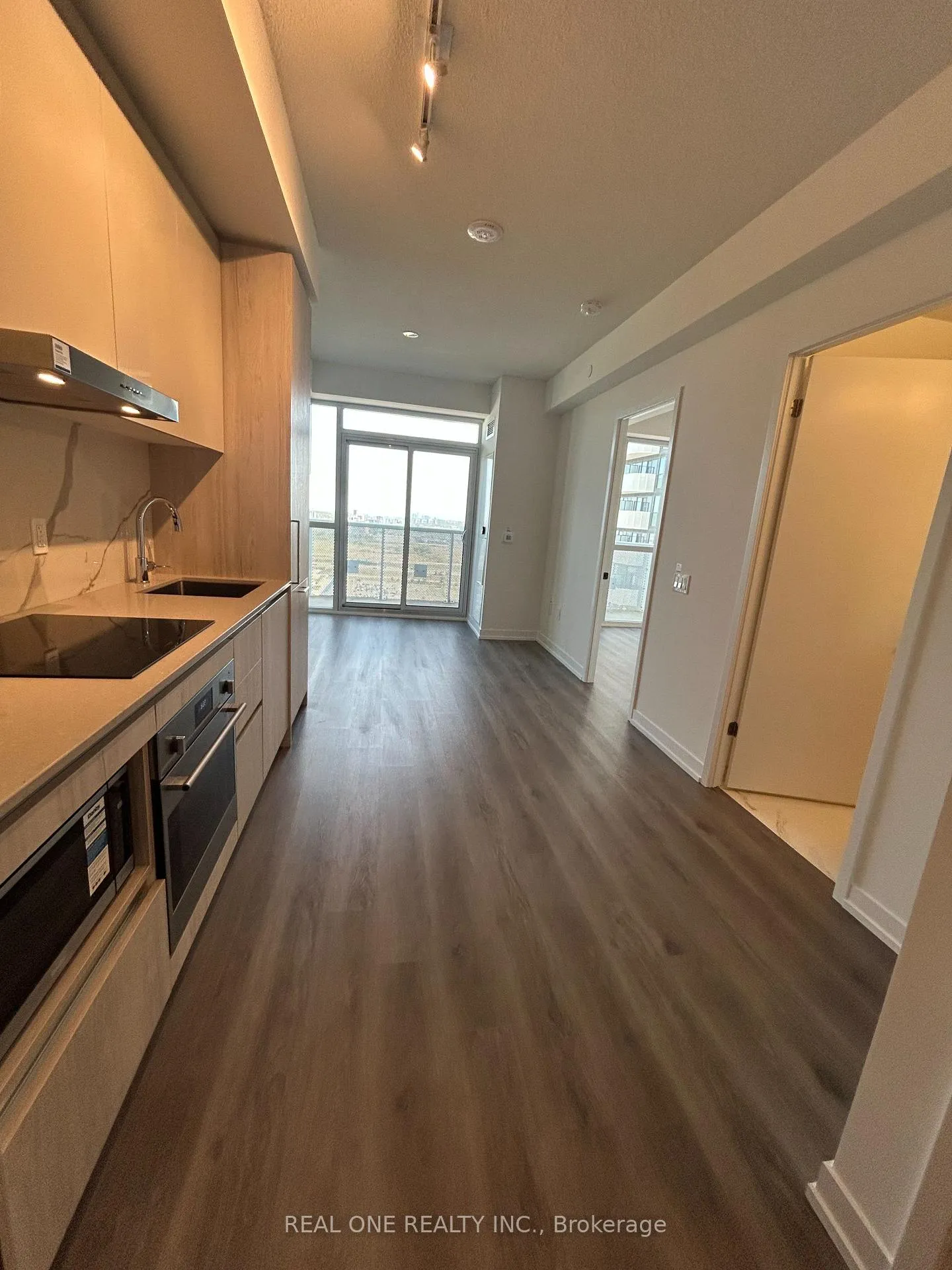Photo 10 of Unit 3105, 225 Commerce Street, Vaughan, Vaughan Corporate Centre — HOMEH