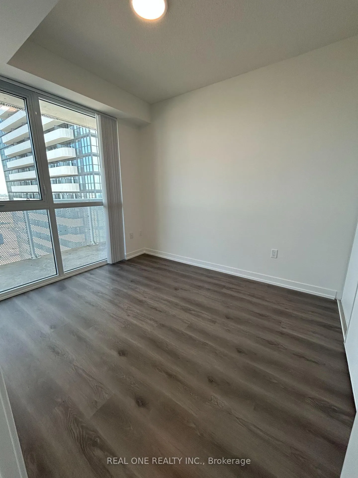 Photo 13 of Unit 3105, 225 Commerce Street, Vaughan, Vaughan Corporate Centre — HOMEH