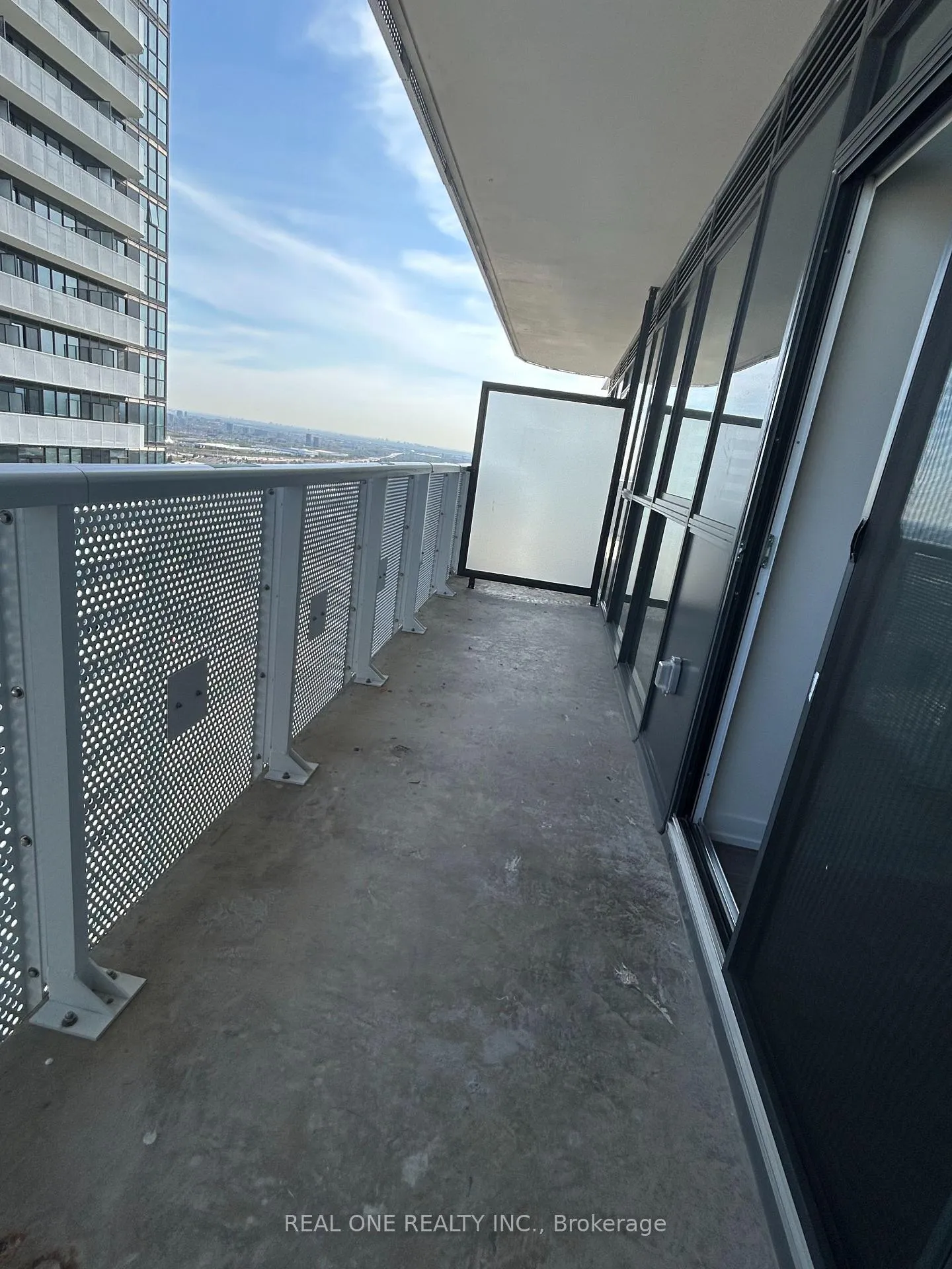 Photo 18 of Unit 3105, 225 Commerce Street, Vaughan, Vaughan Corporate Centre — HOMEH