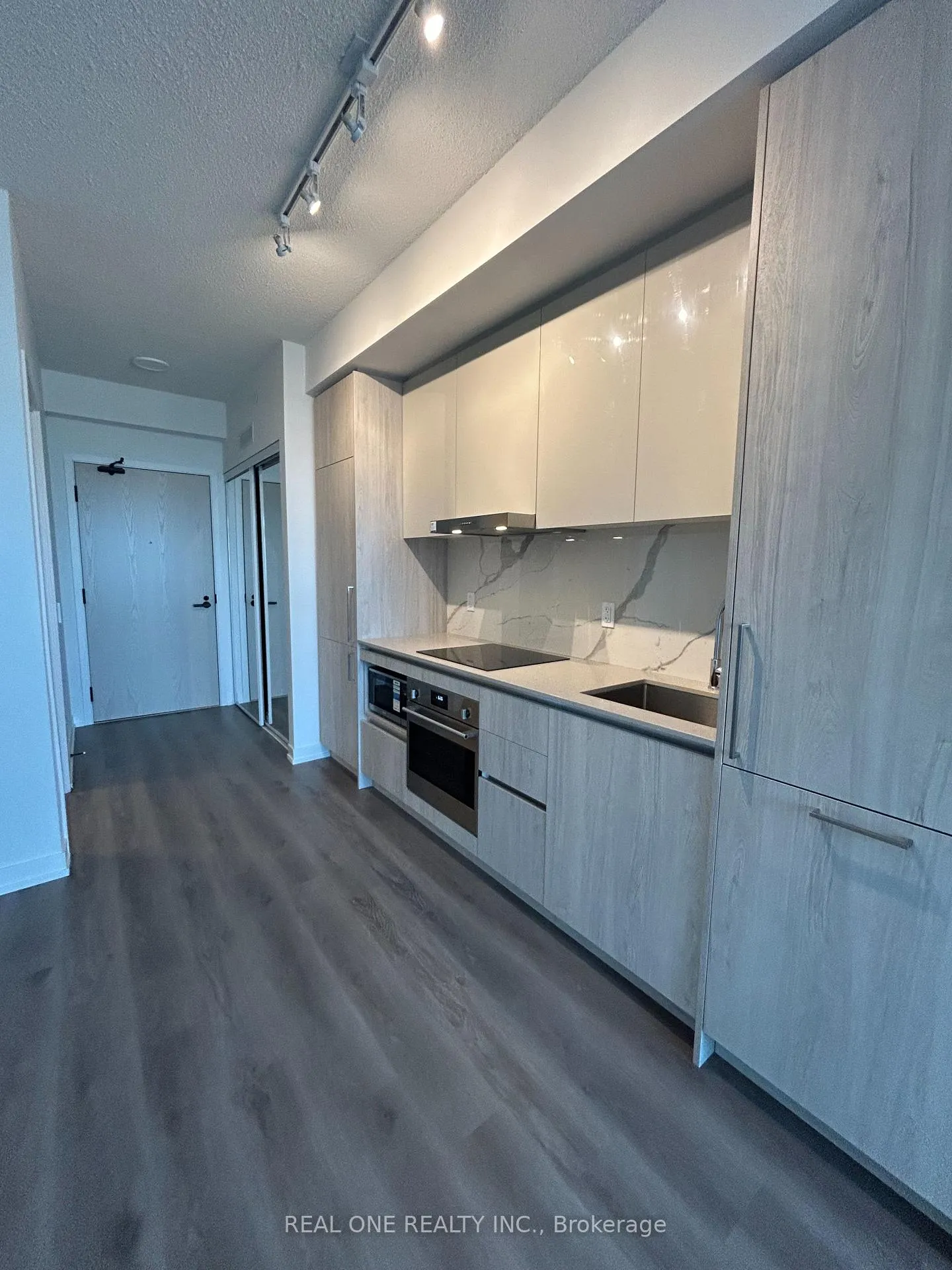 Photo 22 of Unit 3105, 225 Commerce Street, Vaughan, Vaughan Corporate Centre — HOMEH