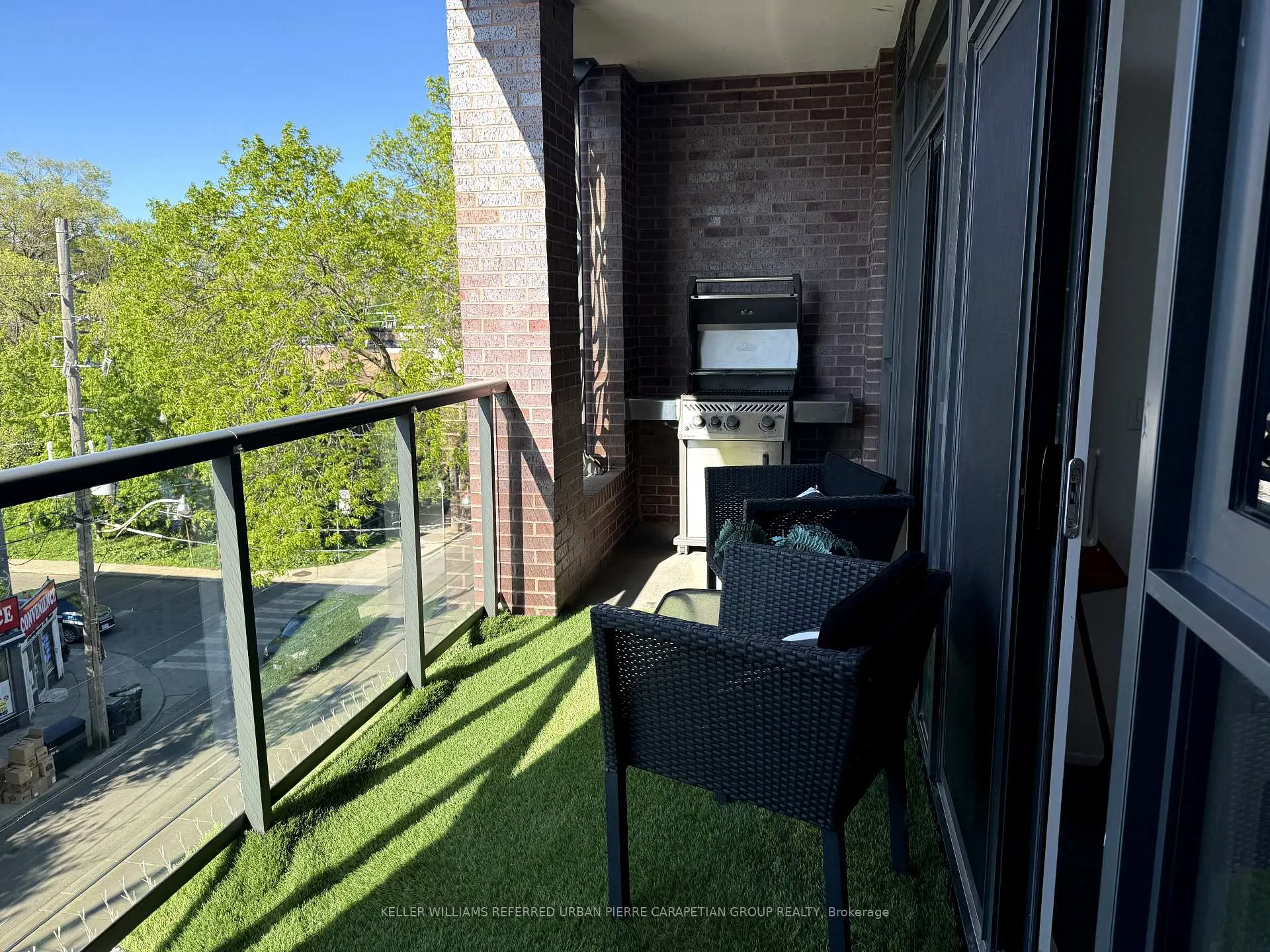 Photo 6 of Unit 504, 1331 Queen Street E, Toronto, Greenwood-Coxwell — HOMEH