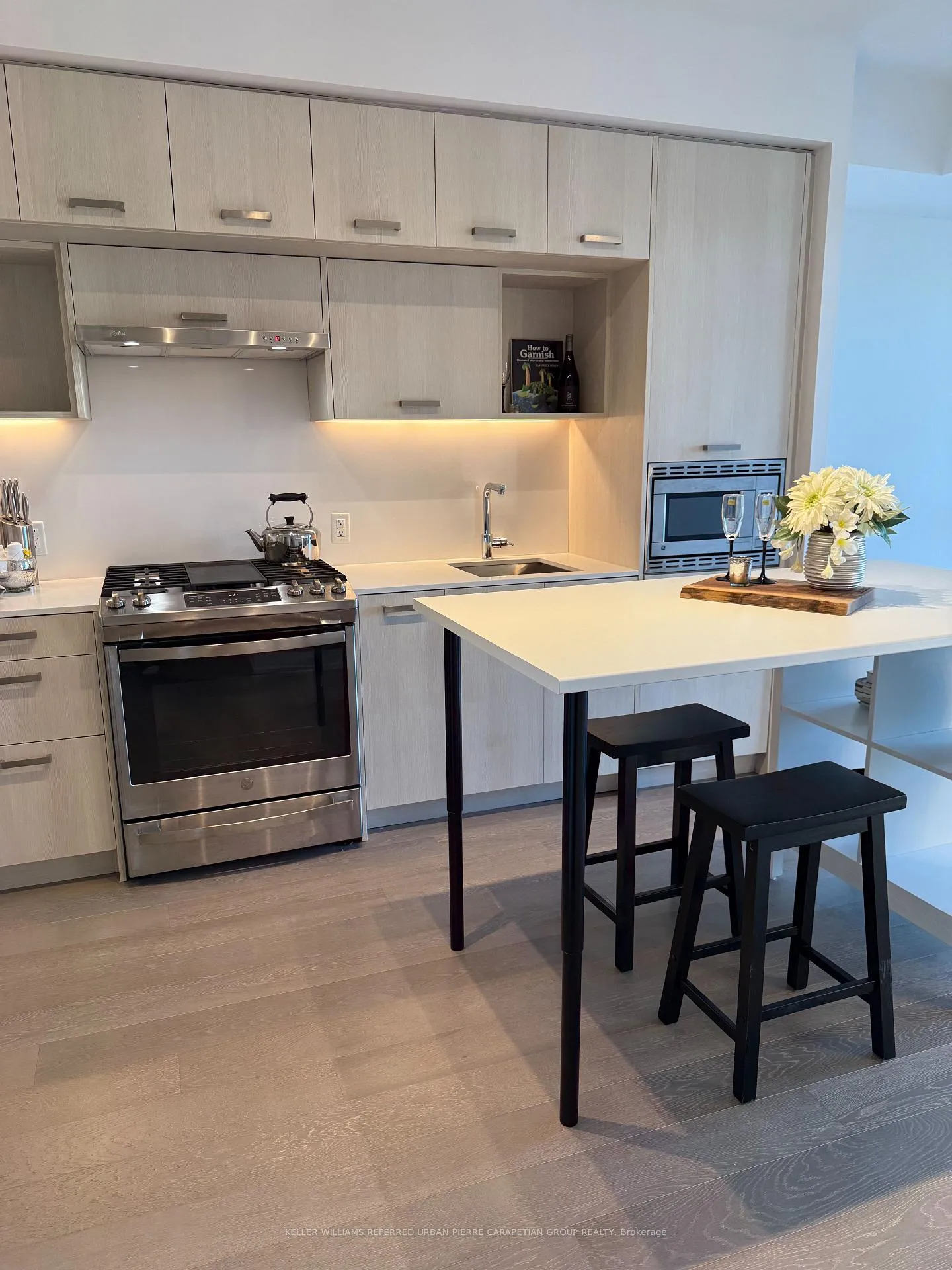 Photo 12 of Unit 504, 1331 Queen Street E, Toronto, Greenwood-Coxwell — HOMEH