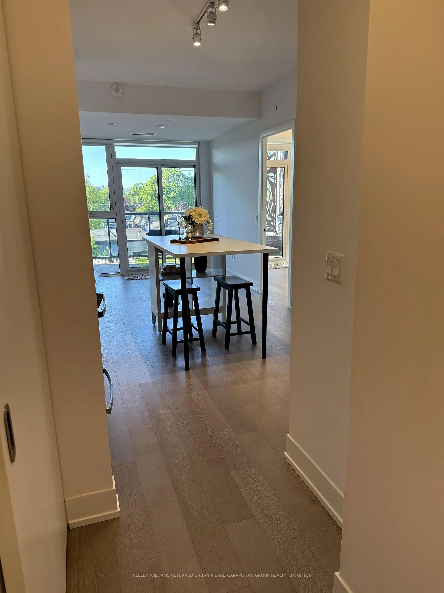 Photo 13 of Unit 504, 1331 Queen Street E, Toronto, Greenwood-Coxwell — HOMEH