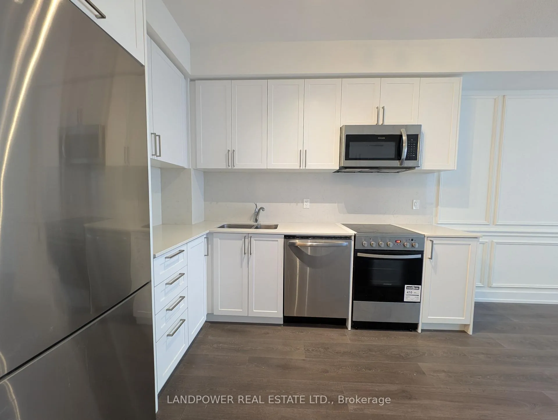 Photo 2 of Unit 302W, 268 Buchanan Drive, Markham, Unionville — HOMEH