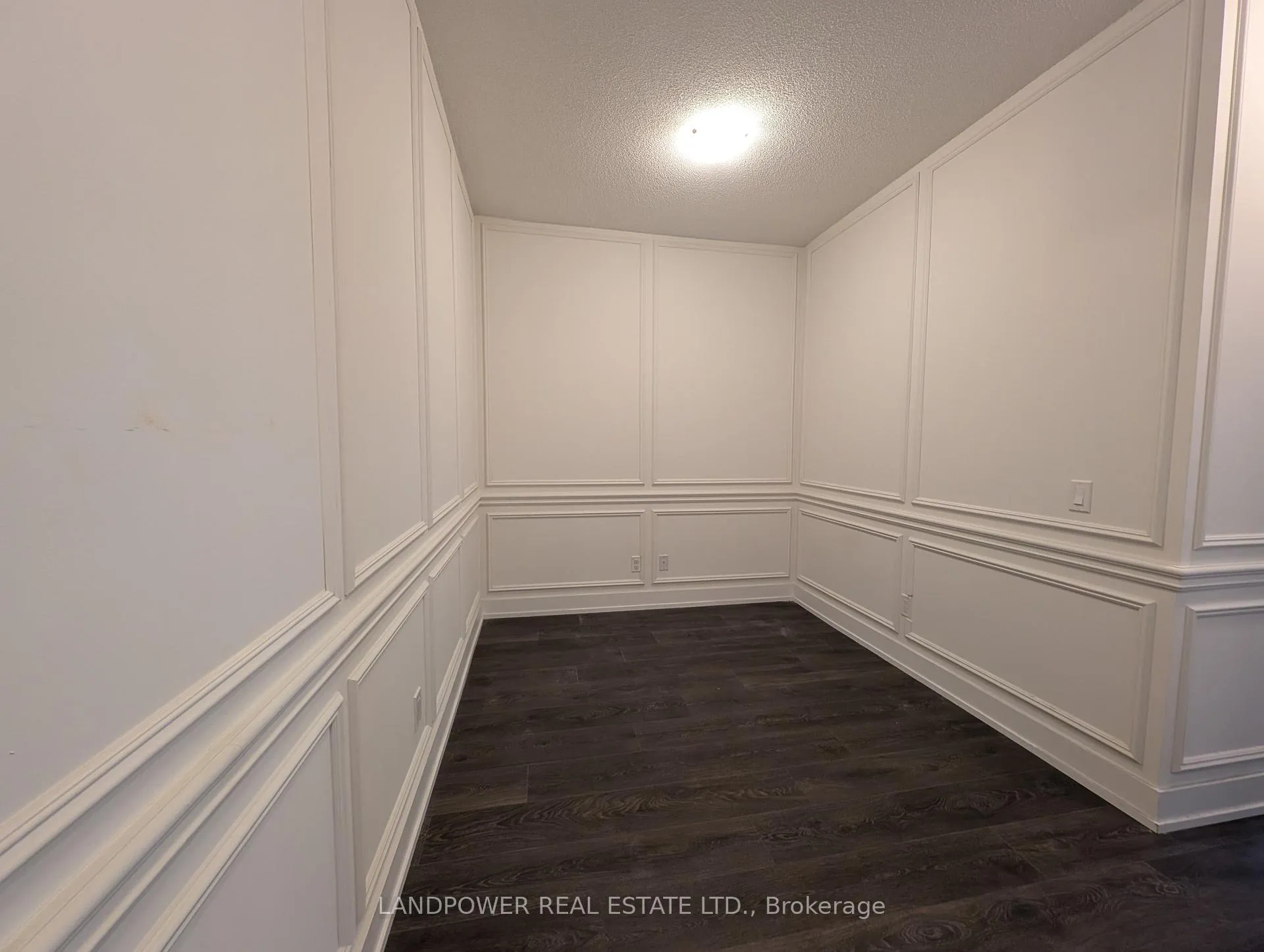 Photo 4 of Unit 302W, 268 Buchanan Drive, Markham, Unionville — HOMEH