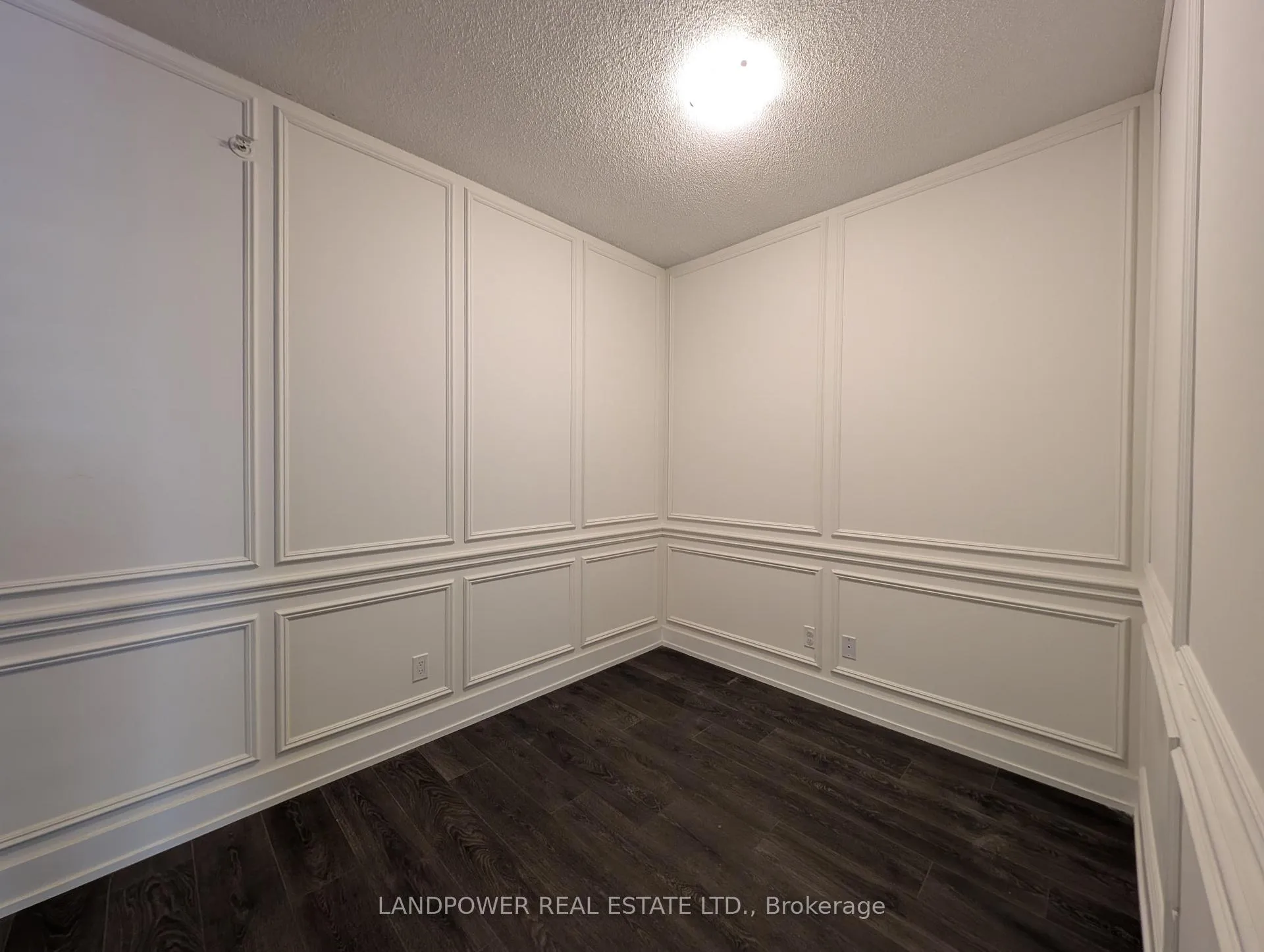 Photo 5 of Unit 302W, 268 Buchanan Drive, Markham, Unionville — HOMEH