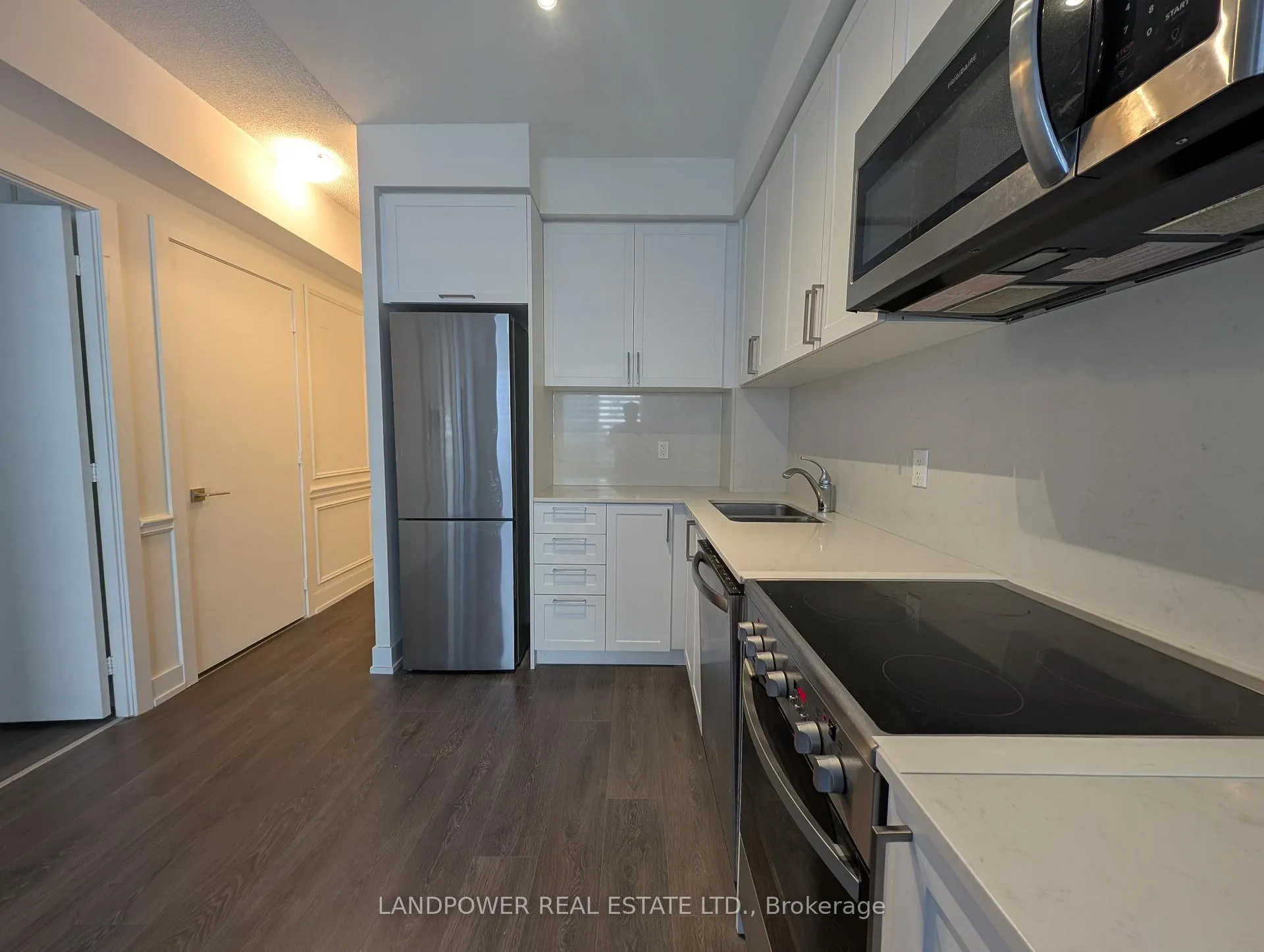 Photo 7 of Unit 302W, 268 Buchanan Drive, Markham, Unionville — HOMEH
