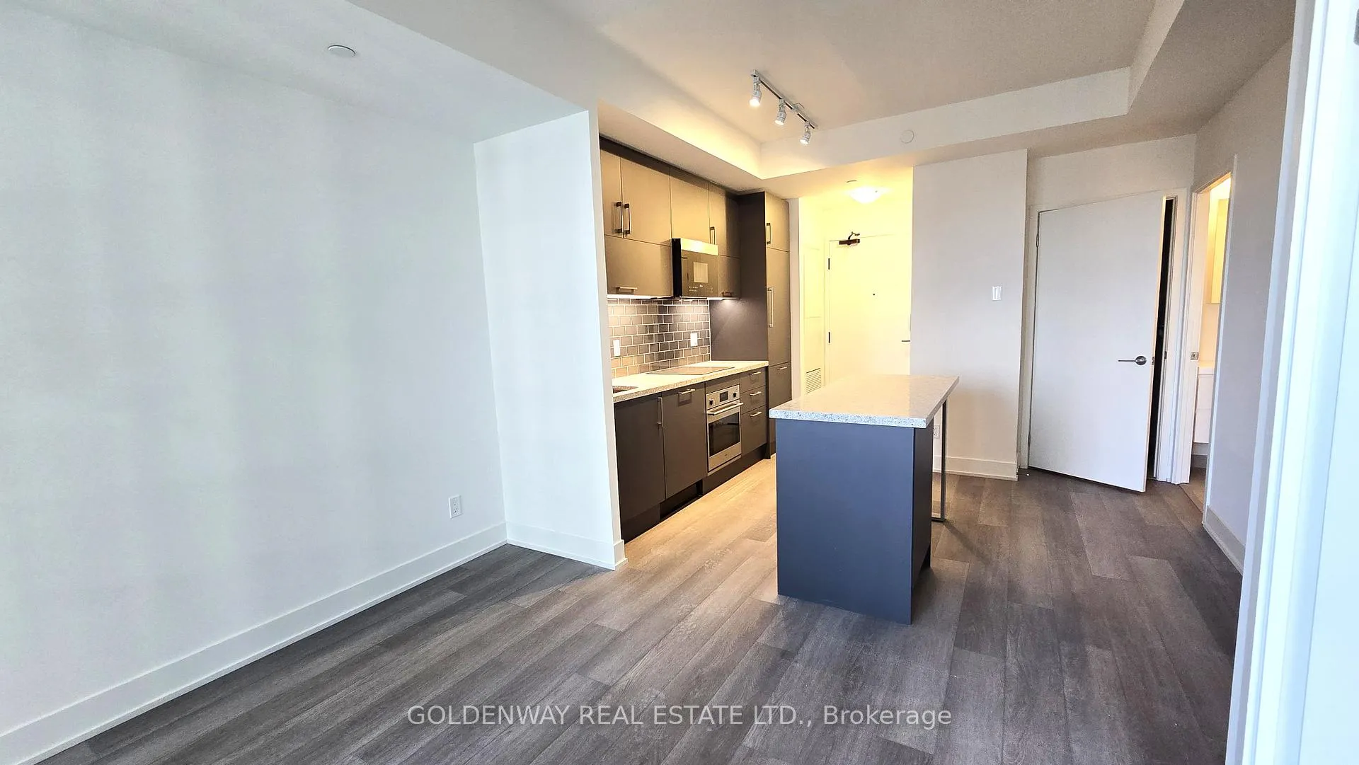 Photo 5 of Unit 2003, 38 Andre De Grasse Street, Markham, Unionville — HOMEH