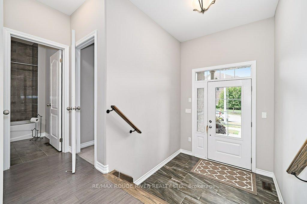 Photo 8 of 51 Elmer Adams Drive, Clarington, Courtice — HOMEH