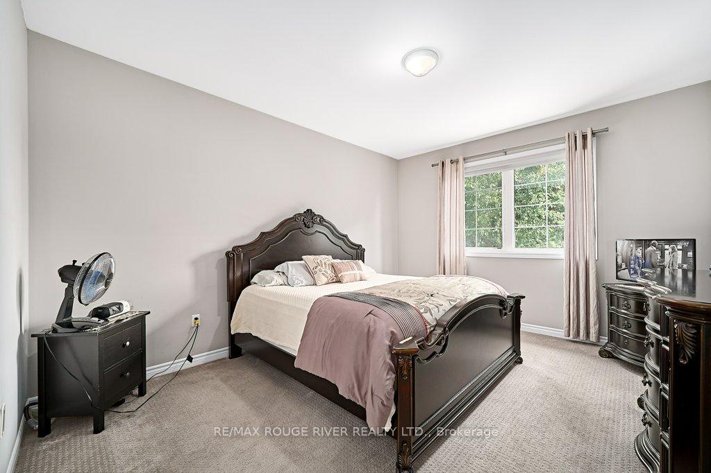 Photo 28 of 51 Elmer Adams Drive, Clarington, Courtice — HOMEH