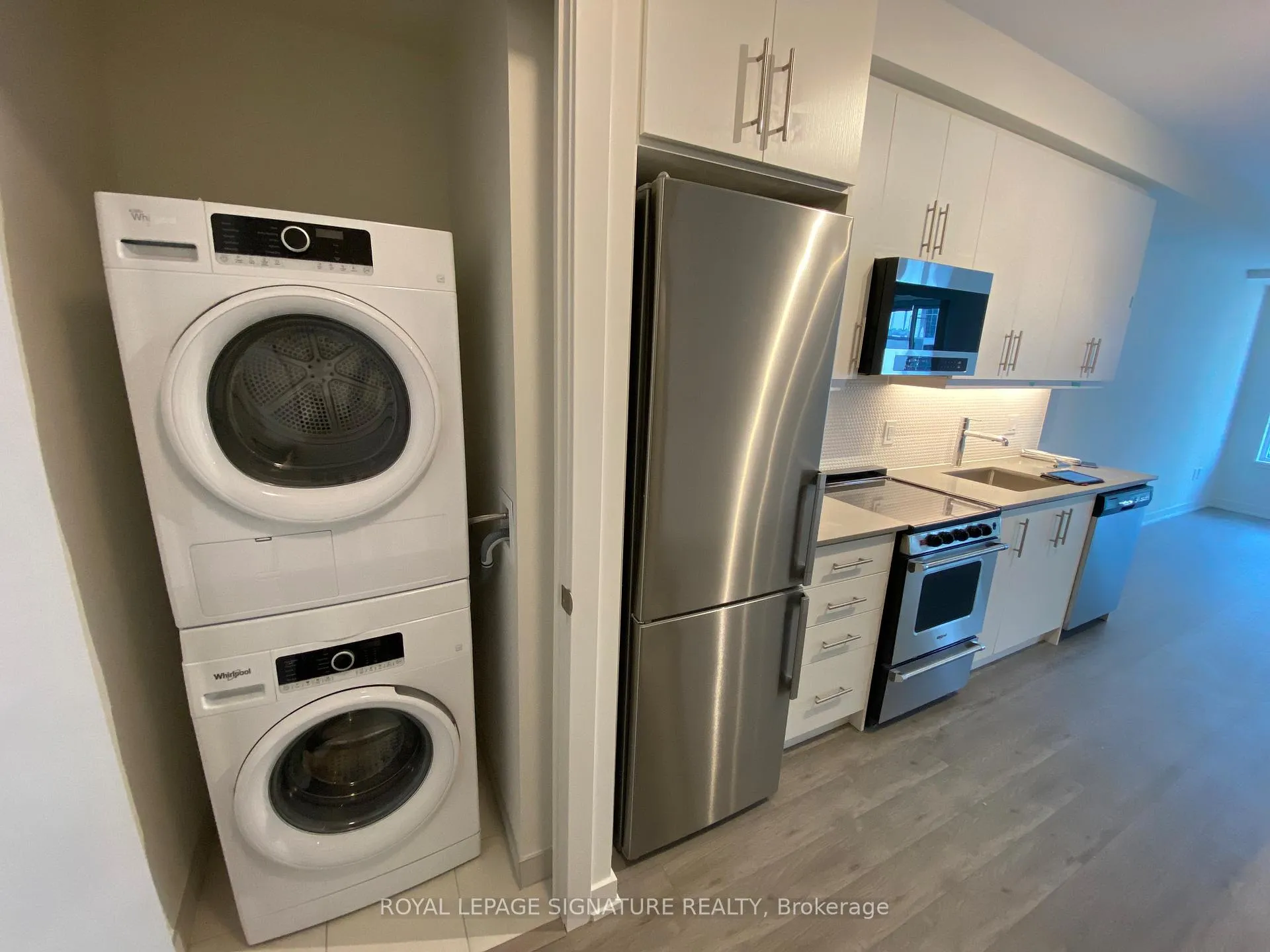 Photo 15 of Unit 1313, 212 King Williams Street, Hamilton, Dundas — HOMEH