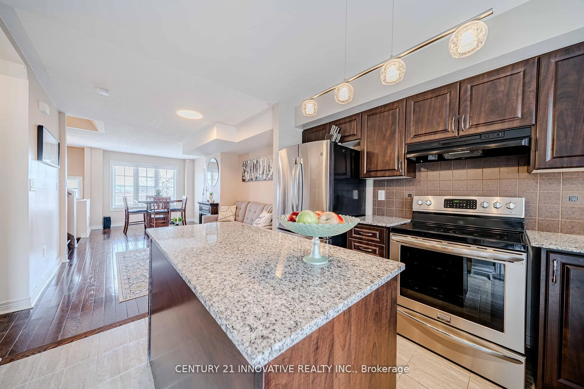 Photo 6 of 61 Cooperage Lane, Ajax, Central — HOMEH