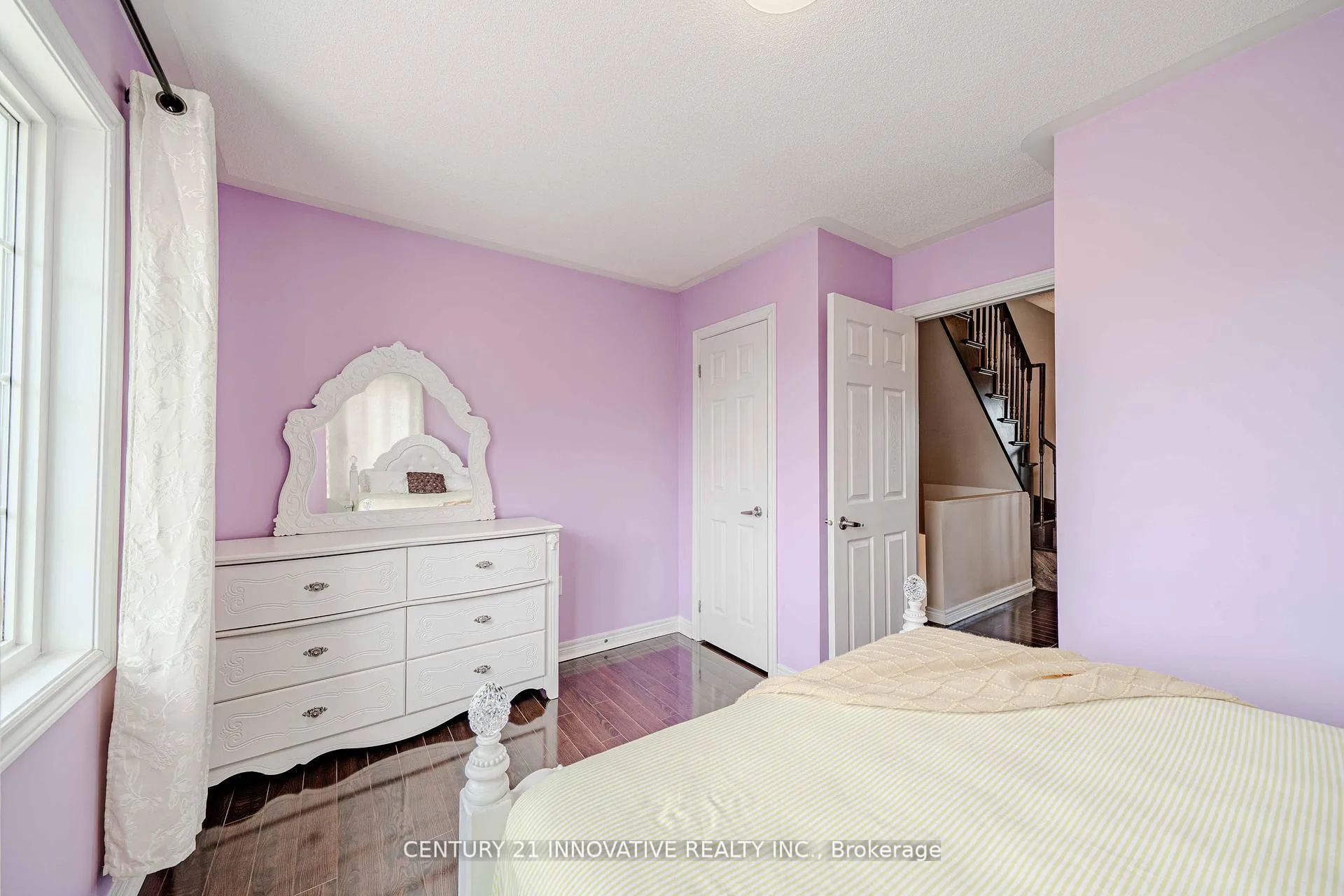 Photo 16 of 61 Cooperage Lane, Ajax, Central — HOMEH
