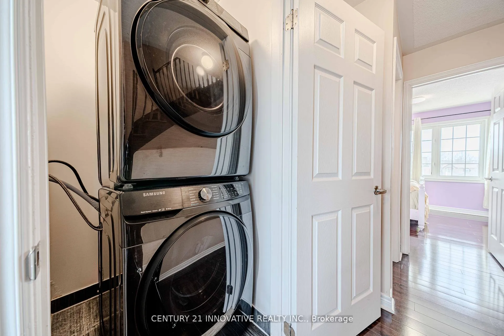 Photo 17 of 61 Cooperage Lane, Ajax, Central — HOMEH