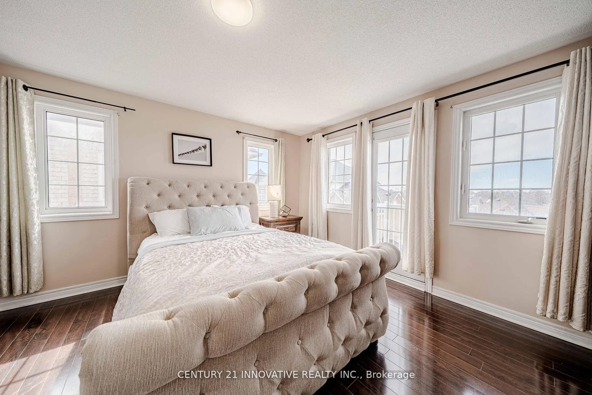 Photo 19 of 61 Cooperage Lane, Ajax, Central — HOMEH