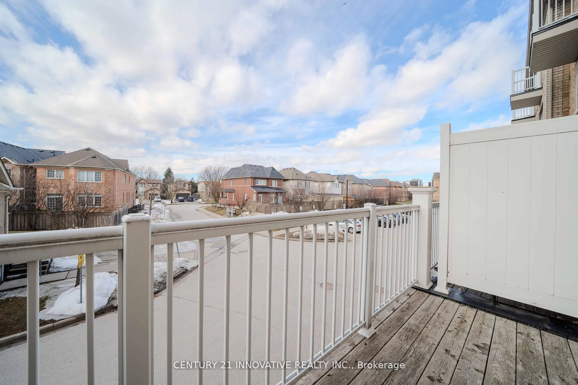 Photo 30 of 61 Cooperage Lane, Ajax, Central — HOMEH