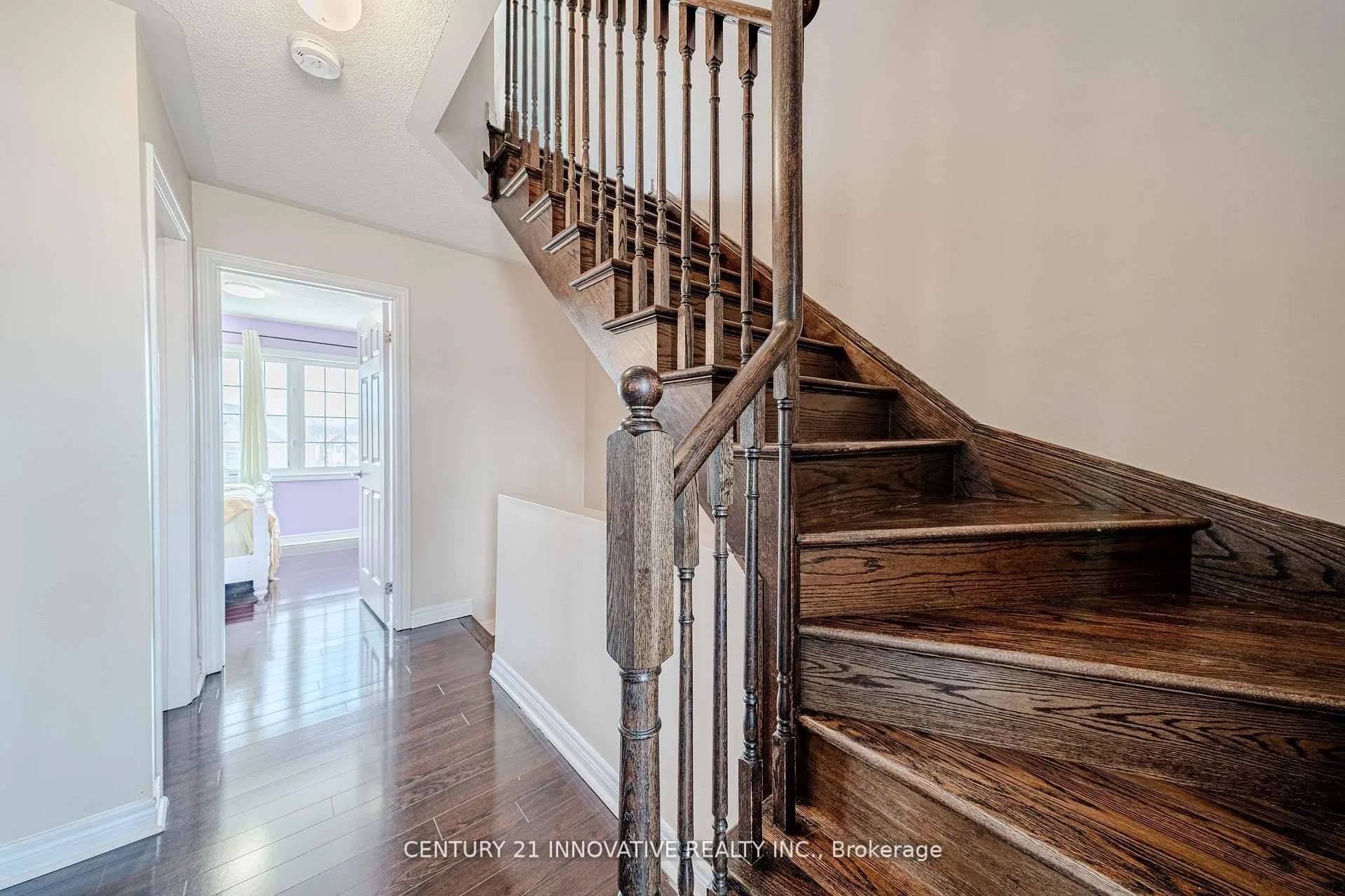 Photo 32 of 61 Cooperage Lane, Ajax, Central — HOMEH