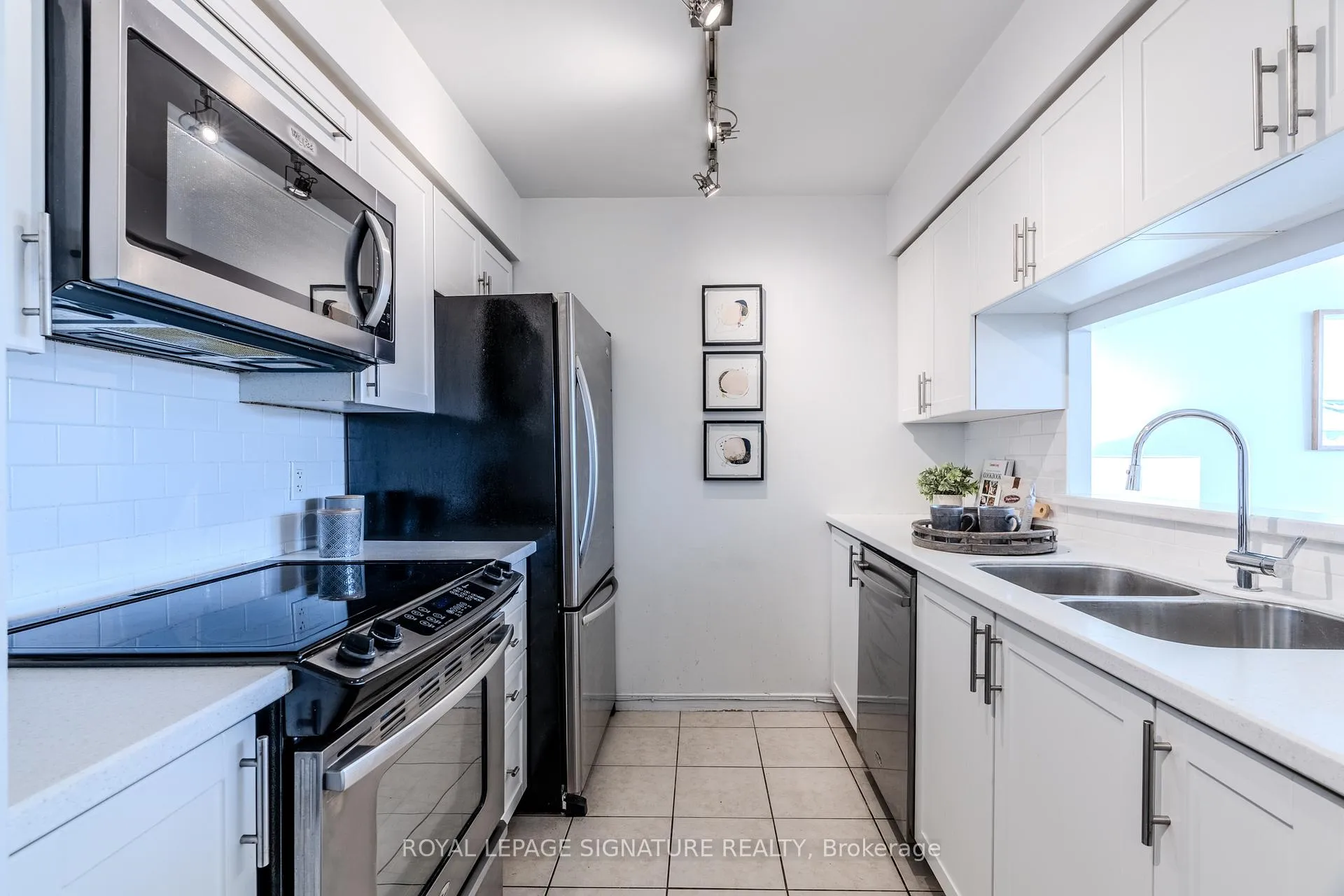 Photo 9 of Unit 411, 1200 The Esplanade N, Pickering, Town Centre — HOMEH