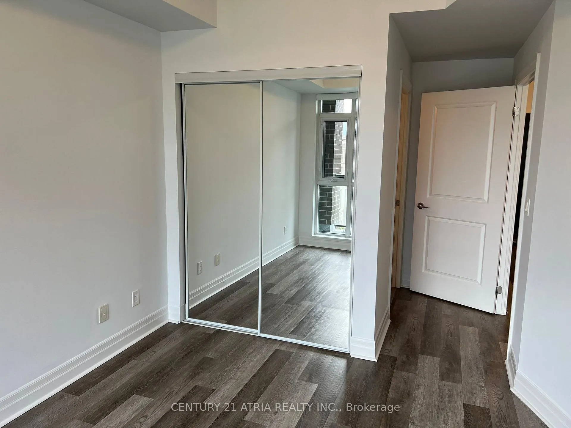 Photo 6 of Unit 403, 8110 Birchmount Road, Markham, Unionville — HOMEH