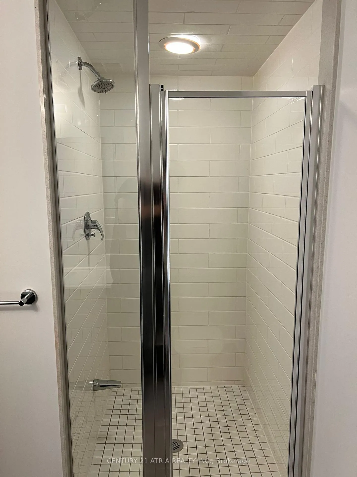 Photo 10 of Unit 403, 8110 Birchmount Road, Markham, Unionville — HOMEH