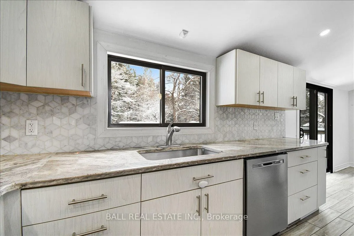 Photo 5 of 4 Nicklaus Drive, Bancroft, Bancroft Ward — HOMEH