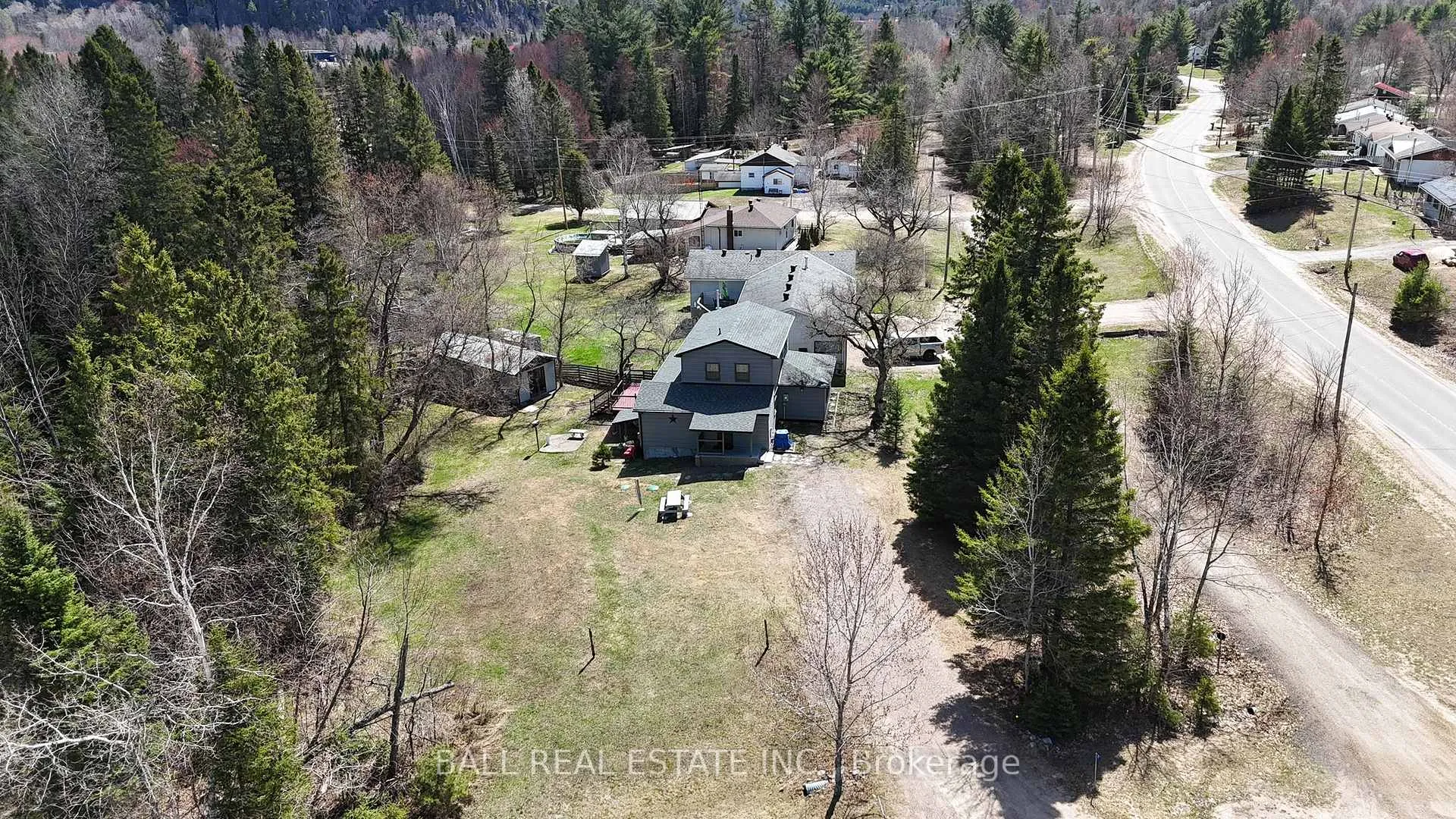 Photo 38 of 4 Nicklaus Drive, Bancroft, Bancroft Ward — HOMEH