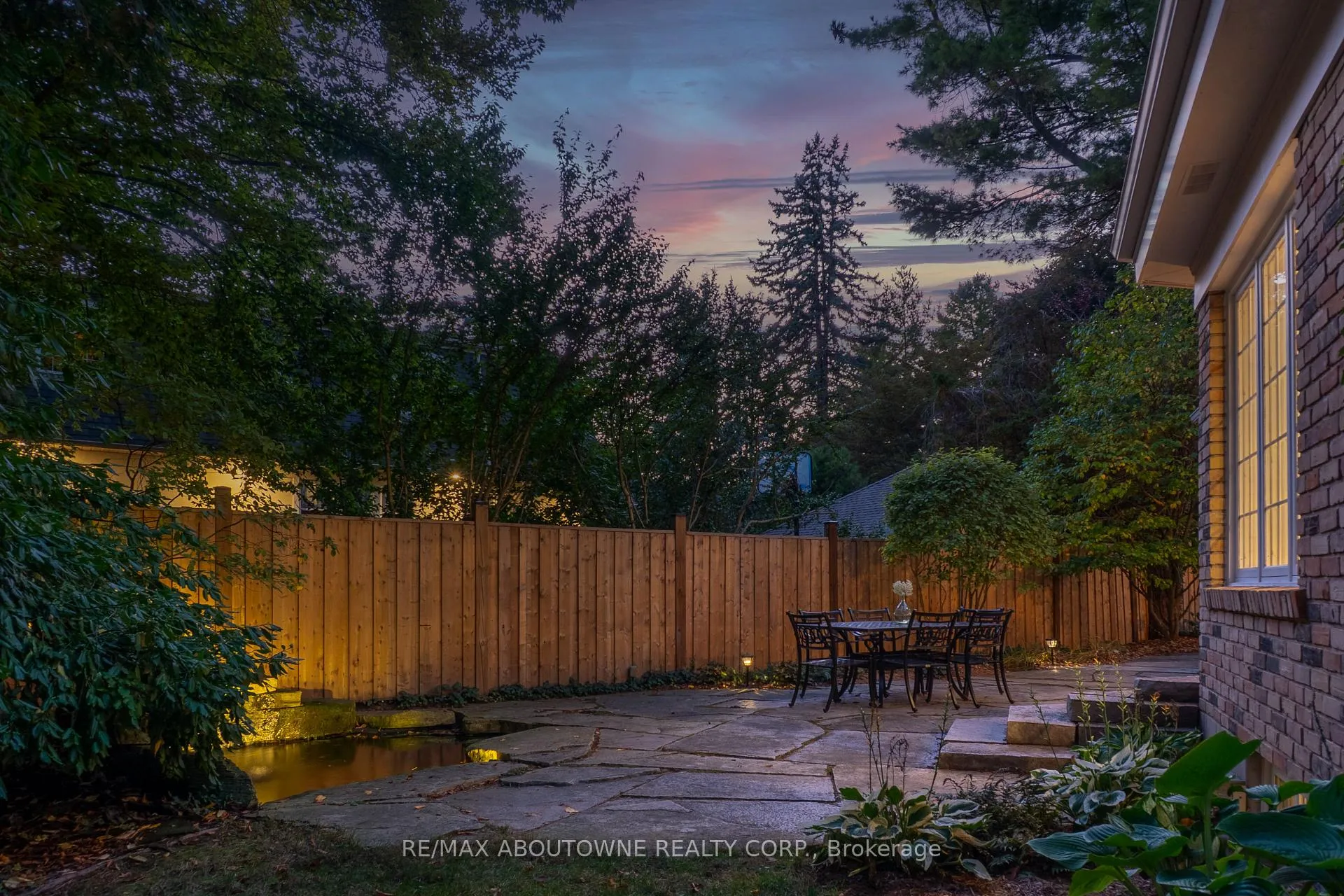 Photo 9 of 206 Rossmore Boulevard, Burlington, Roseland — HOMEH