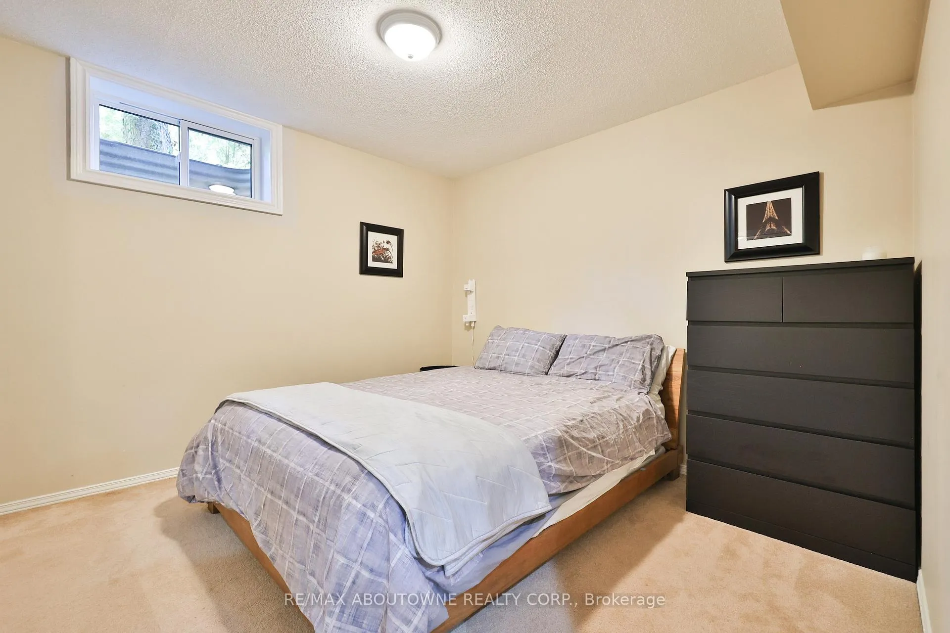 Photo 45 of 206 Rossmore Boulevard, Burlington, Roseland — HOMEH