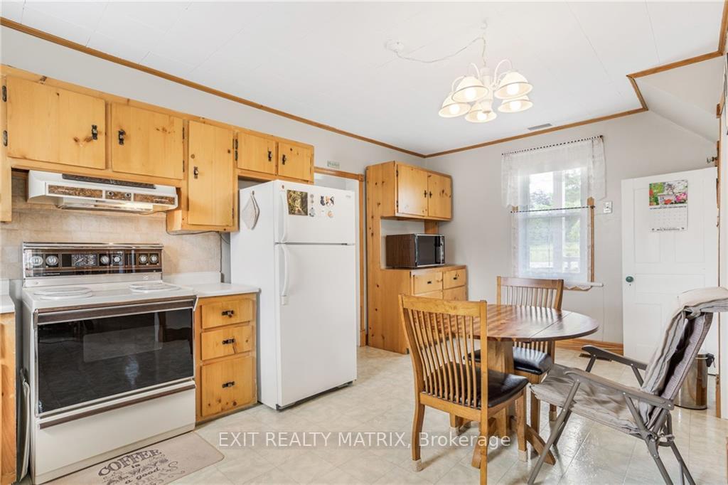 Photo 5 of 126 Mill Street, Champlain, Vankleek Hill — HOMEH