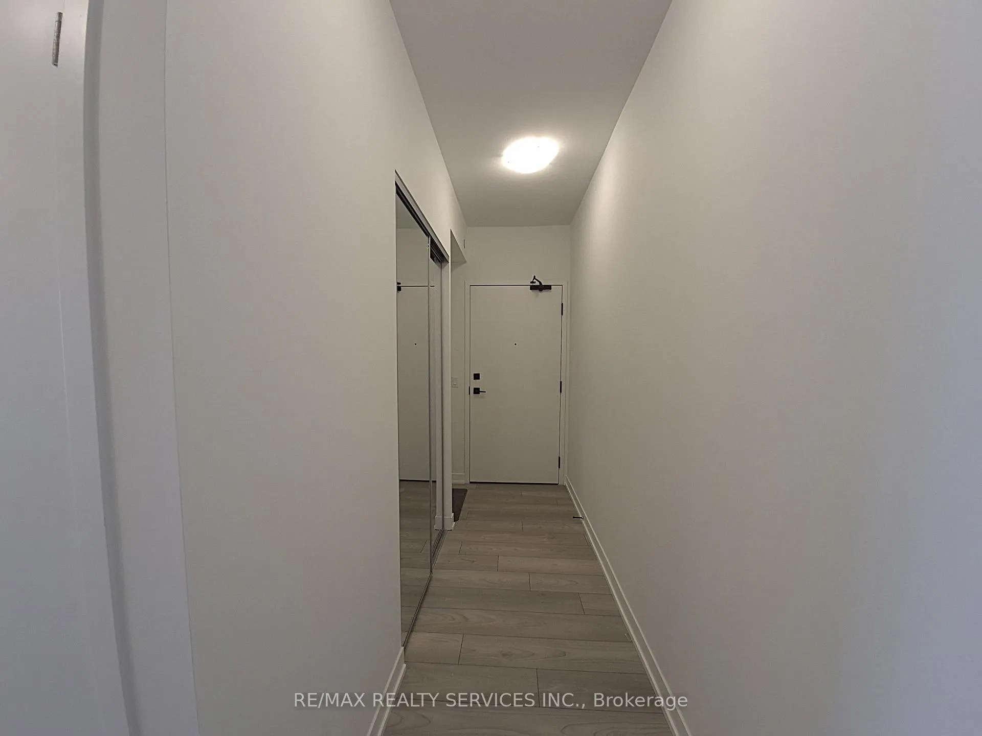 Photo 2 of Unit 2228, 498 Caldari Road, Vaughan, Concord — HOMEH