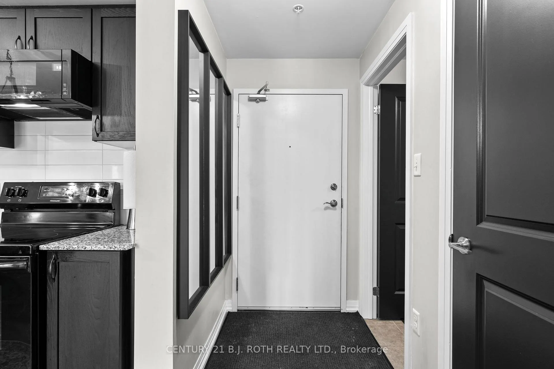 Photo 5 of Unit 301, 300 Essa Road, Barrie, 400 West — HOMEH