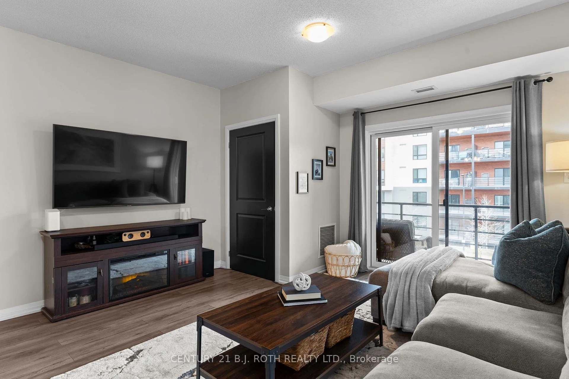 Photo 14 of Unit 301, 300 Essa Road, Barrie, 400 West — HOMEH