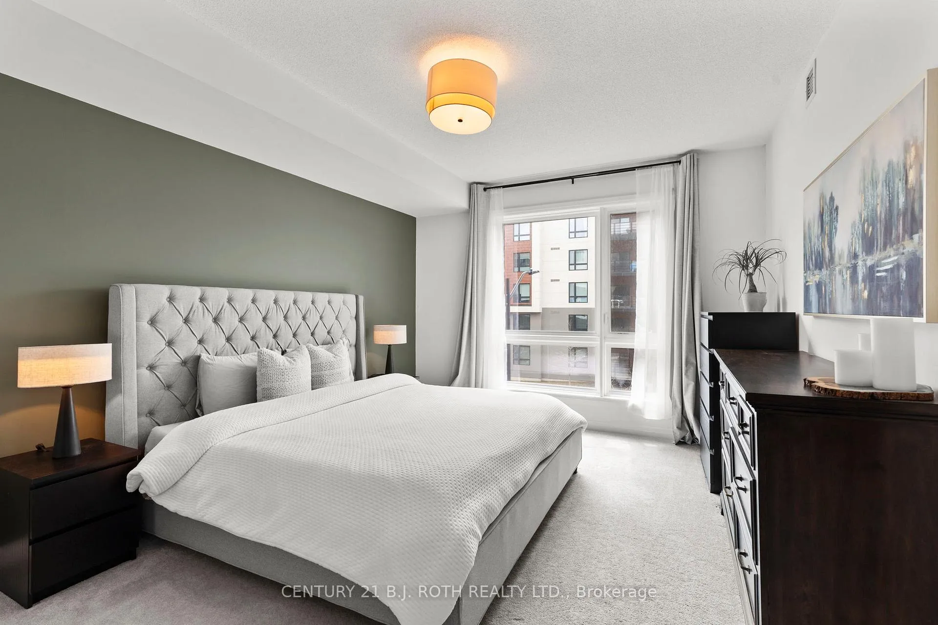 Photo 16 of Unit 301, 300 Essa Road, Barrie, 400 West — HOMEH