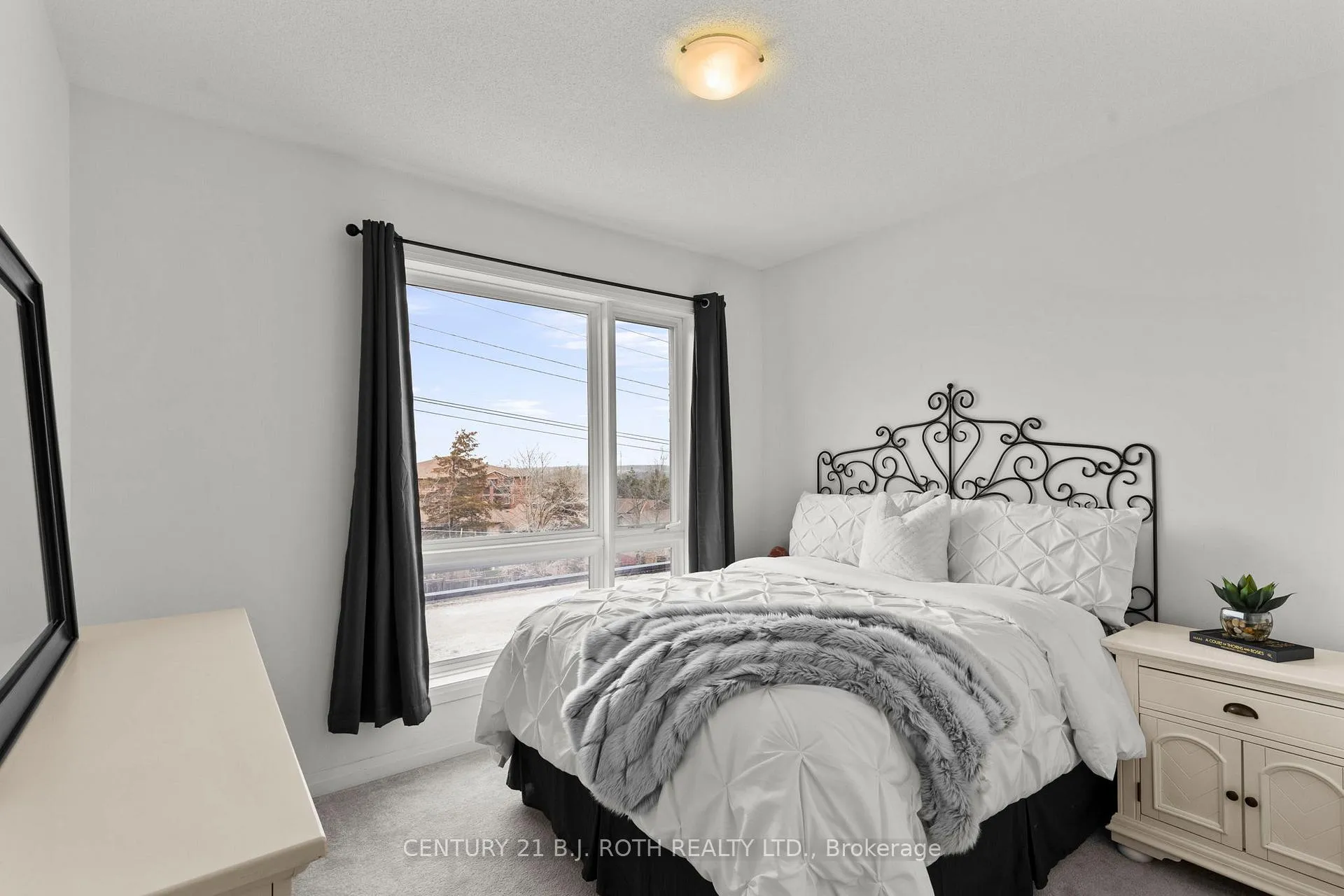 Photo 19 of Unit 301, 300 Essa Road, Barrie, 400 West — HOMEH