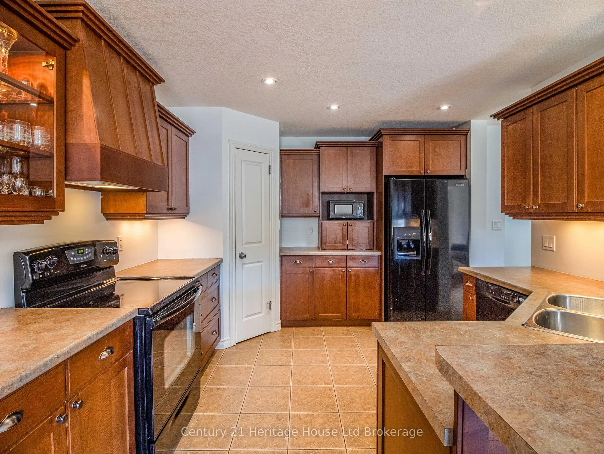 Photo 11 of 169 First Street W, Woolwich — HOMEH